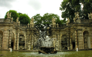 Fountain statues park neoclassical flemish - a fountain free wallpaper