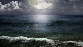 Full moon ocean waves clouds - moonlight free wallpaper