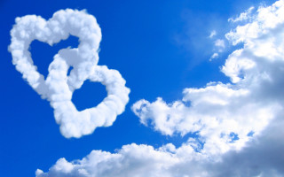 Heart shaped cloud blue sky - the shape of a heart free wallpaper
