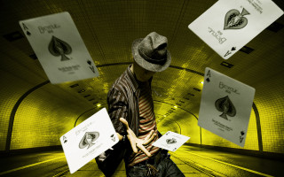 Man hat striped shirt cards - card free wallpaper