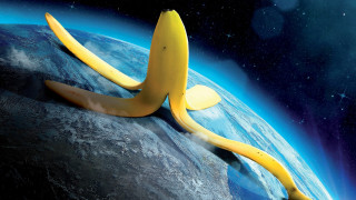Banana earth stars astronaut aurora - floating free wallpaper for desktop
