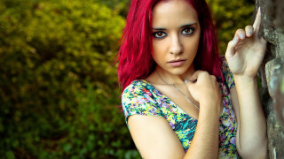 Red haired woman nail art - fauvism free wallpaper