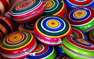 Colorful toy discs egyptian art - a pile free wallpaper for desktop