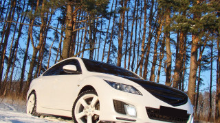 White car snow forest pine - winter time free wallpaper