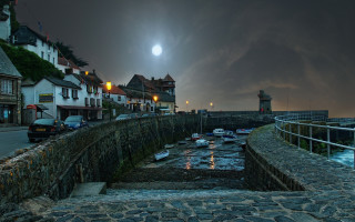 Night street moon boats architecture - a stone wall free wallpaper