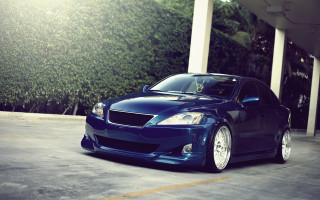 Blue car building tree yellow - glossy free wallpaper