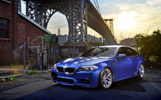 Blue car bridge building sunset - rim free wallpaper