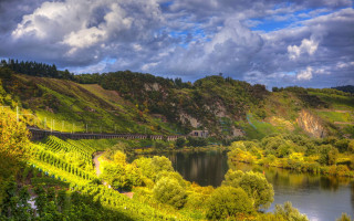 Scenic river train mountain clouds - scenic free wallpaper