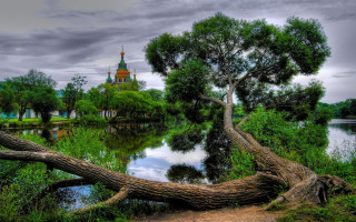 Leaning tree river church cloudy - arkhip kuindzhi free wallpaper for desktop