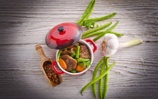 Food bowl green beans carrots - a bowl of food free wallpaper