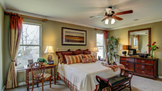 Bedroom dresser window arts crafts - and a window free wallpaper