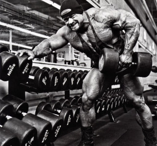 Man hat bodybuilding squat barbell - free sports wallpaper for tablet