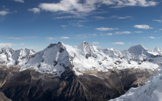 Snowy mountains blue sky clouds 3 - cloud above free wallpaper