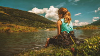 Woman lake mountains hiking boots - her foot free wallpaper
