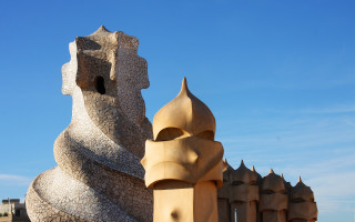 Large building tower clouds carrà - vorticism free wallpaper