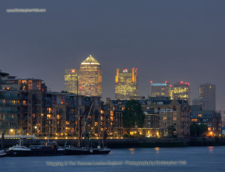 City skyline boat water night - christopher wren free wallpaper