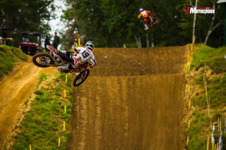 Dirt bike jump hill track 2 - a dirt track free wallpaper