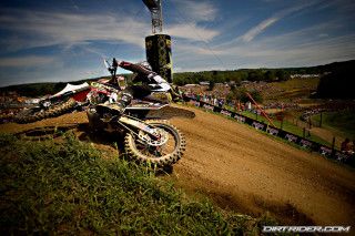 Dirt bike rider track crowd 2 - eric dinyer free wallpaper