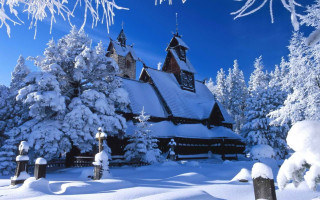 Church snowy forest blue sky 2 - edi rama free wallpaper