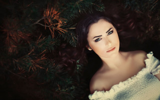 Woman white top pine branch - anka zhuravleva free wallpaper for desktop