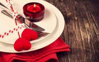 Romantic plate heart fork knife - knife free wallpaper