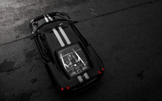 Car hood up bike curb - high contrast free wallpaper