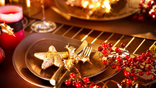 Christmas food plate berries candle - a fork free wallpaper