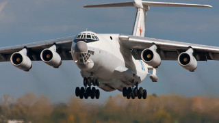 Large airplane landing gear gatling - 100mm free wallpaper