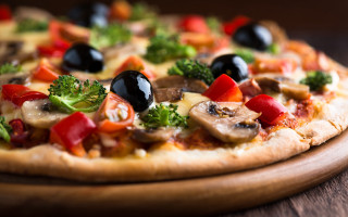 Pizza mushrooms broccoli tomatoes food - broccoli free wallpaper