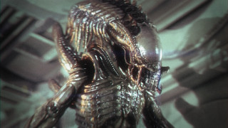 Alien creature room light metal - redshift free wallpaper for desktop