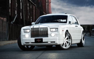 White rollsroyce luxury car cloudy - luxury free wallpaper