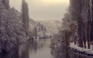 Snowy river forest hill impressionist - snow next free wallpaper