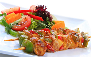 Salad chicken skewers dressing food 2 - a plate of food free wallpaper