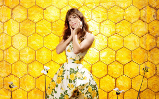 Woman yellow dress cellphone yellow - a yellow dress free wallpaper