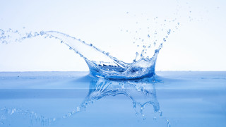 Blue water splash gradient ocean - water free wallpaper