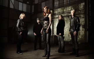 Group people room wall woman - free dark wallpaper