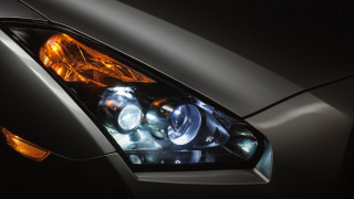 Gyeon car headlight light mirror - the front of the car free wallpaper for desktop