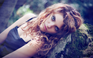 Woman blonde longhair woods portrait - the wind free wallpaper