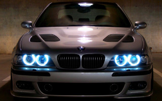 Silver car lights on parking - its light free wallpaper