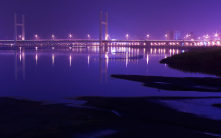 Bridge night city lights water - almada negreiro free wallpaper