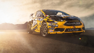 Yellow car black white stripe - eric dinyer free wallpaper