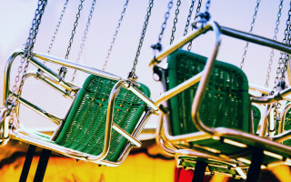 Green chairs metal frame yellow - chain free wallpaper
