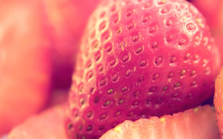 Strawberry orange pile neo fauvism - berry free wallpaper