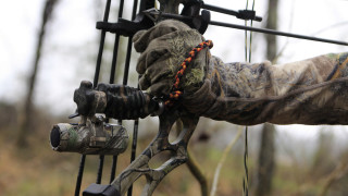 Hunting gloves metal fence armor - a chain free wallpaper