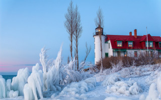 Lighthouse ice trees snow dusk - dusk free wallpaper