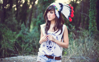 Aramenta nativeamericanheaddress forest fashion baretree - the background and grass free wallpaper