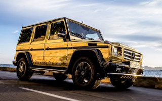 Yellow mercedes maximalism digital rendering - maximalism free wallpaper for desktop
