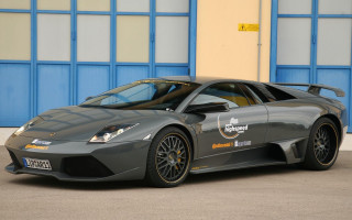 Grey sports car blue doors - a grey sports car free wallpaper