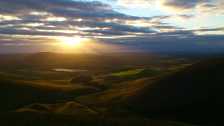 Sunset valley lake crest crepuscular - crepuscular ray free wallpaper for desktop