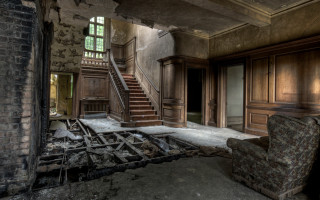Staircase chair broken flemish gothic - broken free wallpaper for desktop